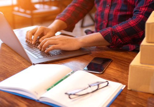 Are there any recommended books or websites to help me learn more about seo courses for beginners?
